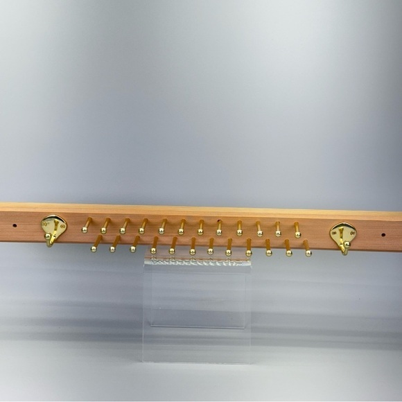 Vintage Cedar Saracen Inc. Tie and Belt Rack - Picture 2 of 10